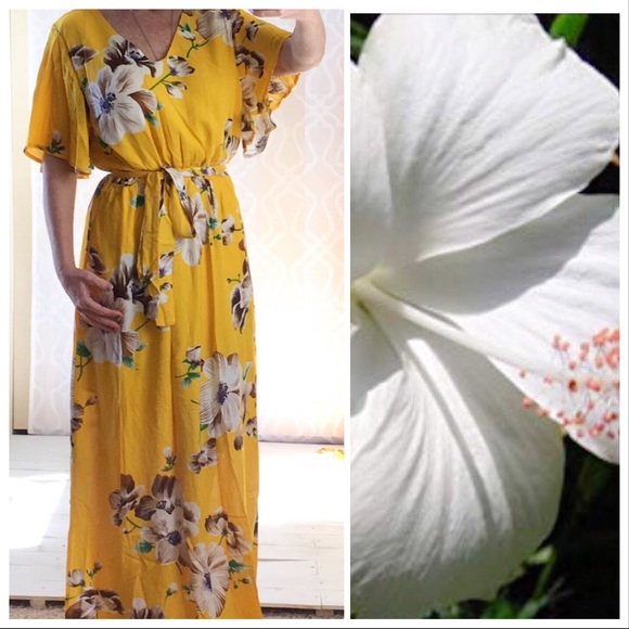 Maribelle Sweet Hibiscus Maxi Dress - Picture 3 of 7